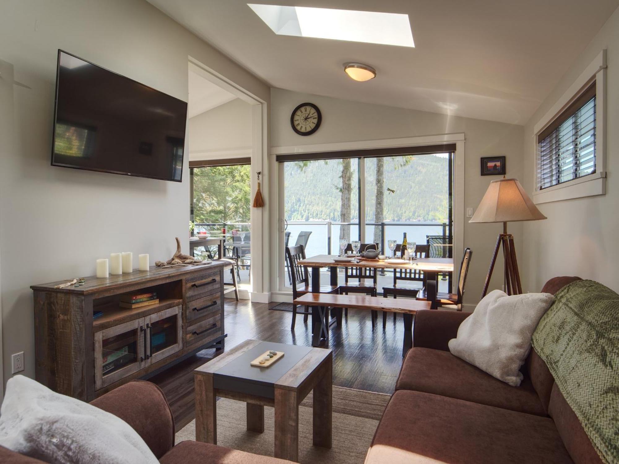 Handsome Dan'S Vacation Cottage Rentals Port Renfrew Exterior foto