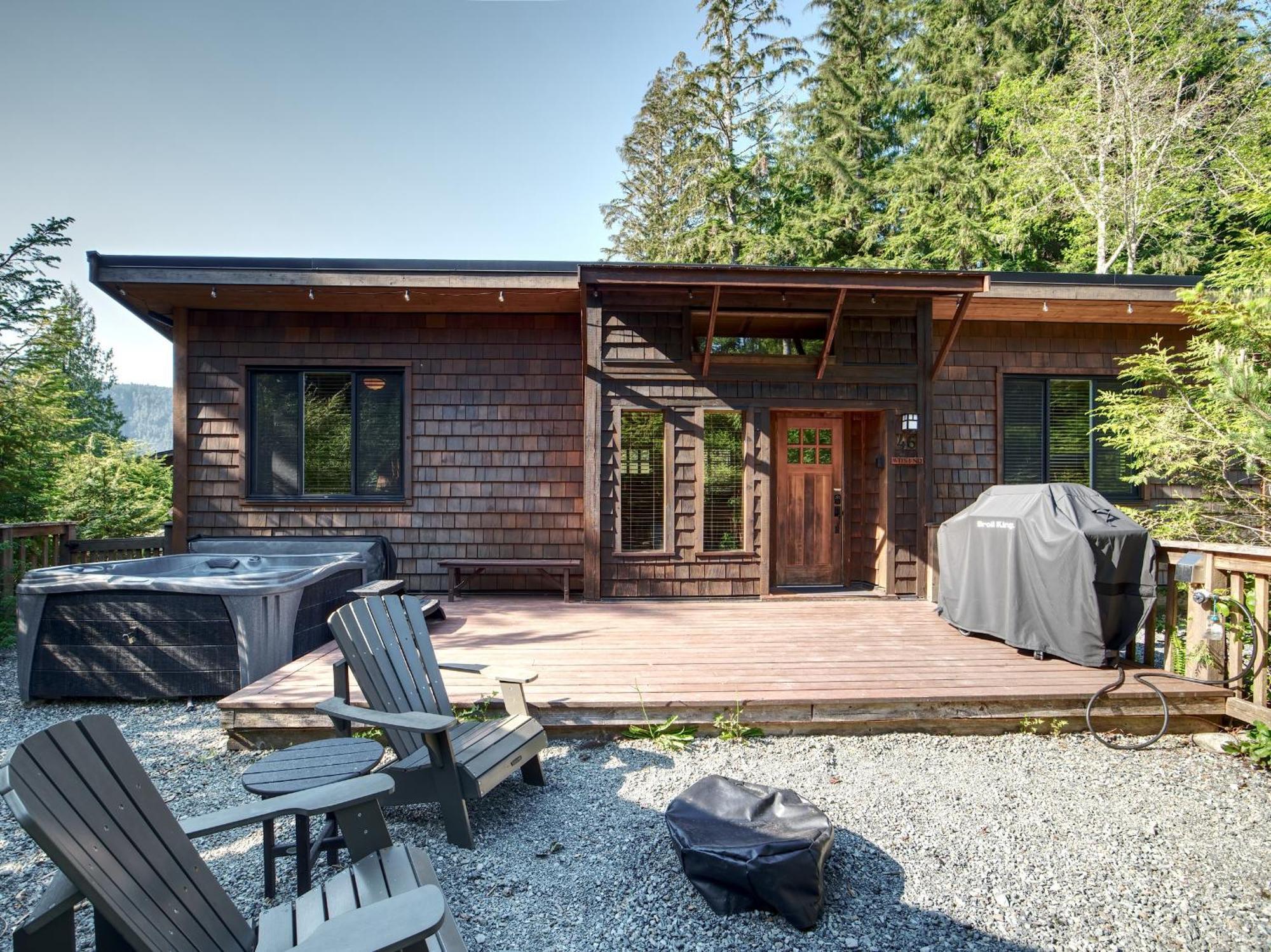 Handsome Dan'S Vacation Cottage Rentals Port Renfrew Exterior foto
